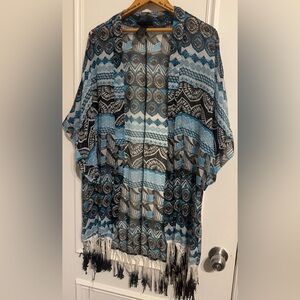 Steve Madden Blue and Black Patterned Kimono
